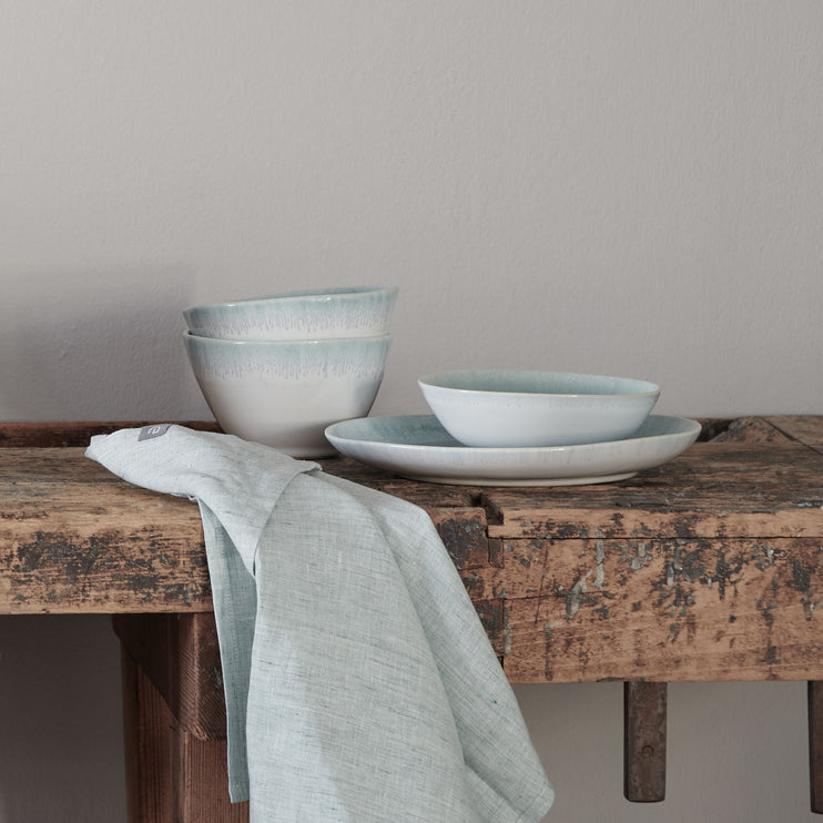 Teller-Set Caima in Blaugrau aus 100% Keramik | Entdecken Sie unsere schönsten Wohnaccessoires