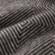 Decke Gotland in Schwarz & Creme aus 100% Schurwolle | Entdecken Sie unsere schönsten Wohnaccessoires